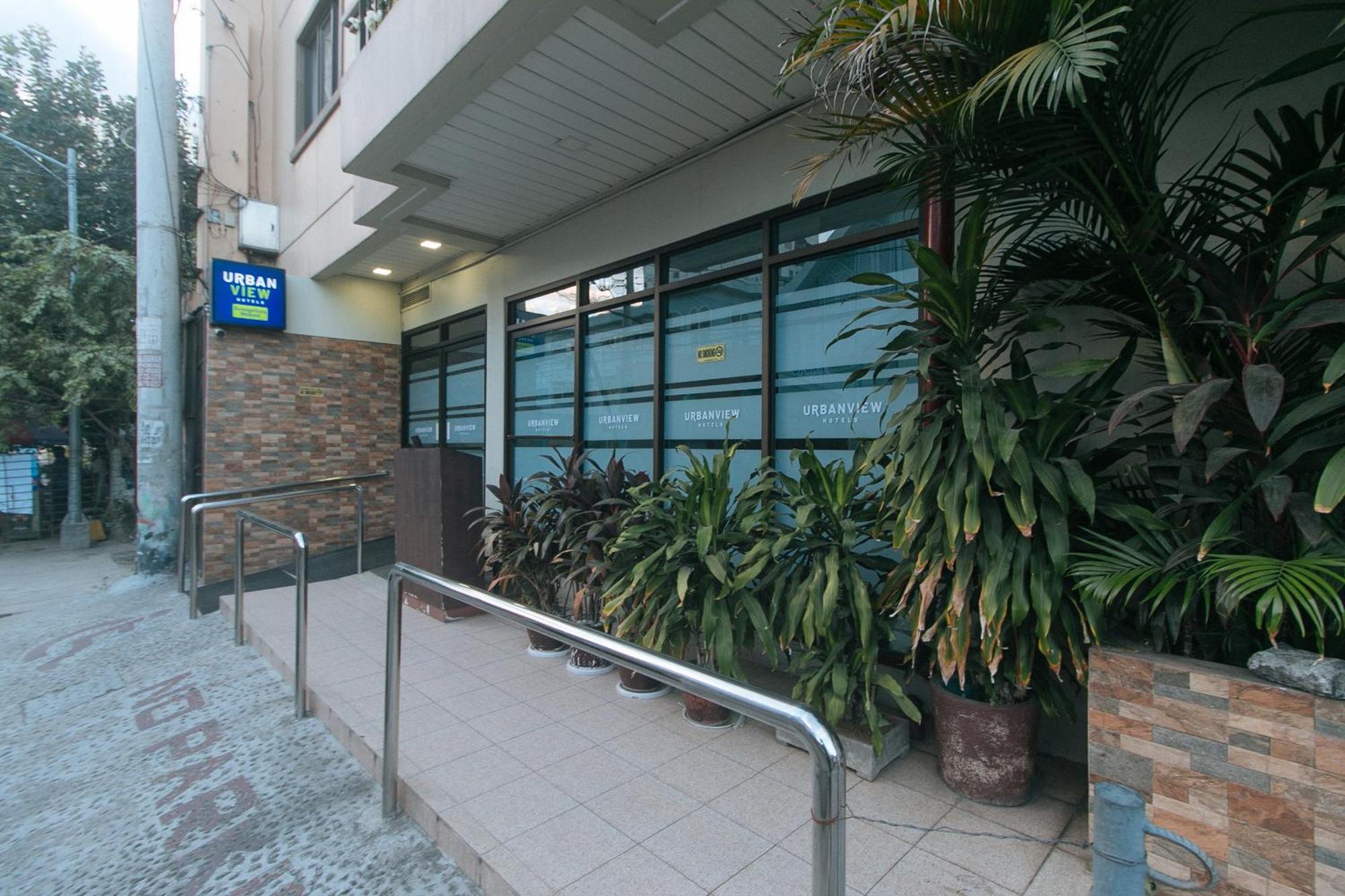 Urbanview At Evangelista Street Makati Makati City Esterno foto