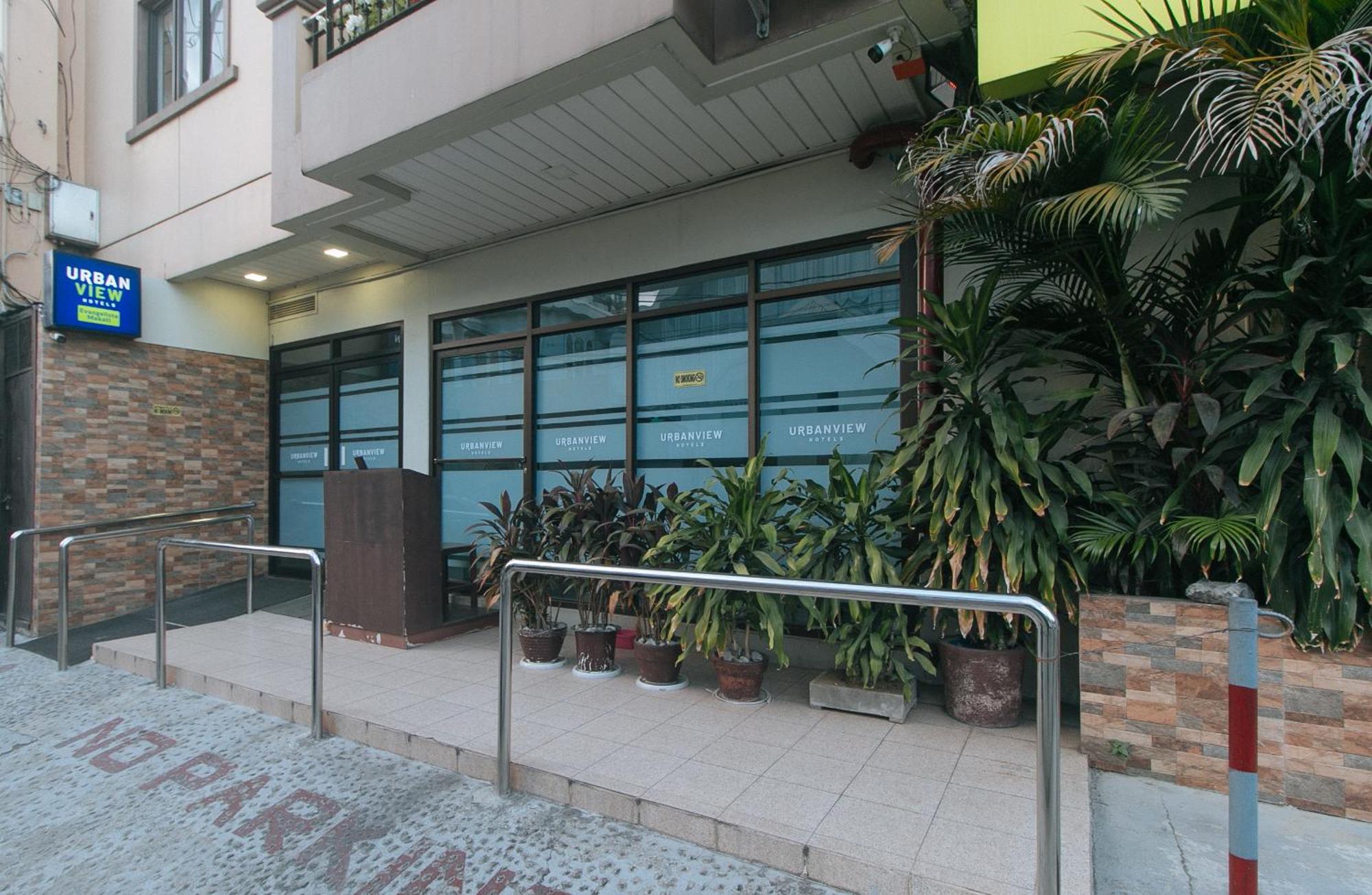 Urbanview At Evangelista Street Makati Makati City Esterno foto